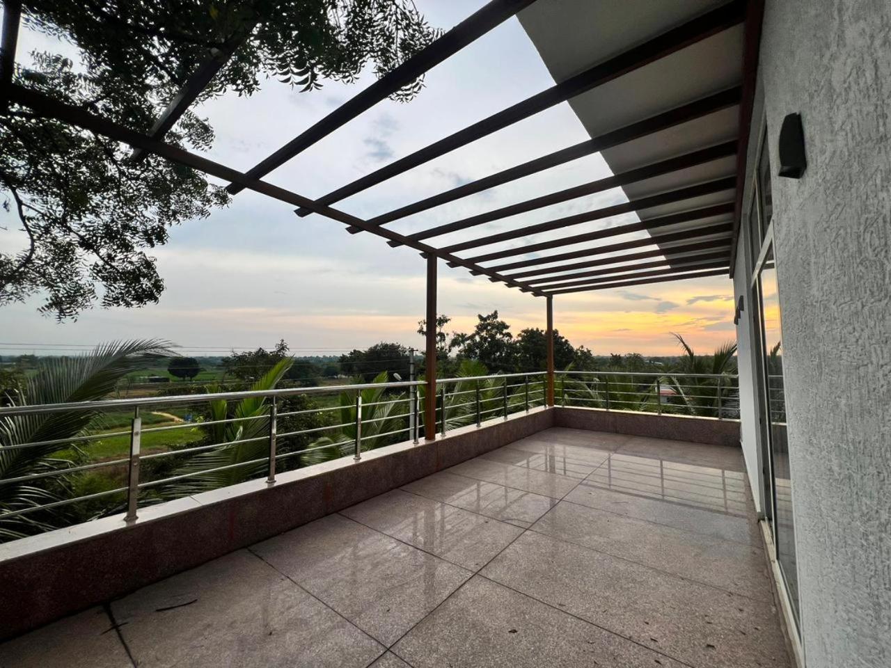 Serene Farms By Guildstone Stays Venkatāpur Exterior foto